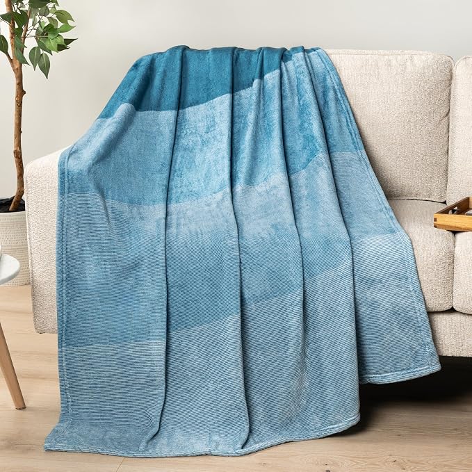 PAVILIA Teal Blue Ombre Fleece Throw Blanket for Couch Sofa Bed, 50x60 | Gradient, Soft Plush Flannel Fleece, Lightweight Accent Blanket, Warm All Season, Machine Washable, Cozy Decor Gift