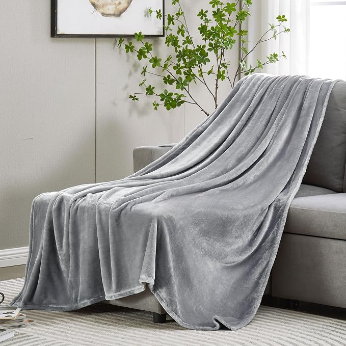 DREAMNINE Oversized Soft Plush Fleece Throw Blanket Twin Size 60" x 80", Decorative Large Solid Lightweight Fluffy Velvet Bed Blanket, Big Cute Cozy Accent Gray Fuzzy Flannel Blanket for Bedroom, Grey