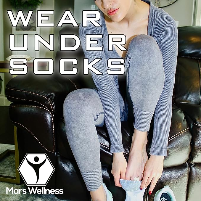 Lambs Wool for Feet Super Soft Cushioning and Toe Seperator - 3/8 oz - Lambs Wool for Toes for Hiking, Dance, Walking and Running - 1 Pack