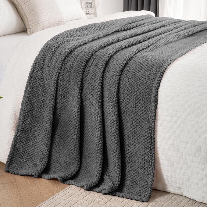 Dark Grey 300GSM Super Soft Large King Blanket for Couch Sofa Bed Cozy Blankets for Women Girls Cute Fleece Fluffy Blanket for Aesthetic Home Decor 90x104