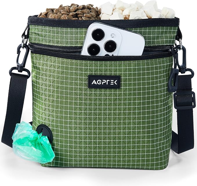 AGPTEK Dog Training Treat Pouch, Magnetic Dog Walking Pouch