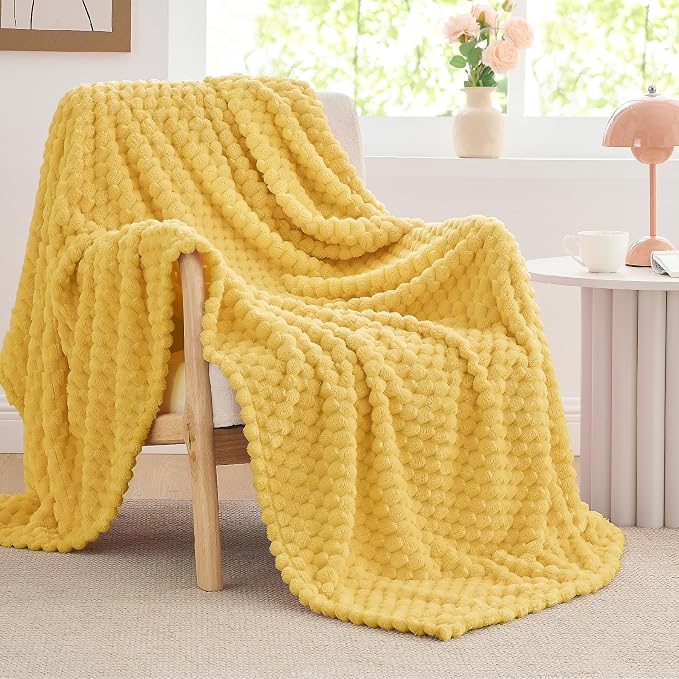 BEDELITE Yellow Throw Blanket for Couch, Soft Cozy Gifts for Women, 50 * 60 | 3D Jacquard Decorative Fleece Blanket, Super Soft Plush Throws, Cute Birthday Gift for Women & Men, Suitable for All Seasons