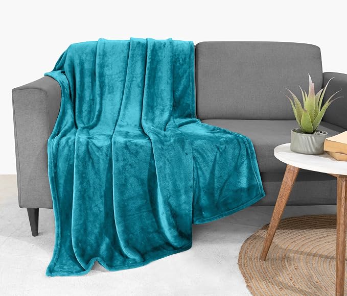 Utopia Bedding Soft Fleece Bed Blanket Throw Size Turquoise (50x60 Inch) | Microfiber Plush Warm Lightweight Breathable Cozy Blanket Anti-Static, All Season Use, Gift for Women and Men