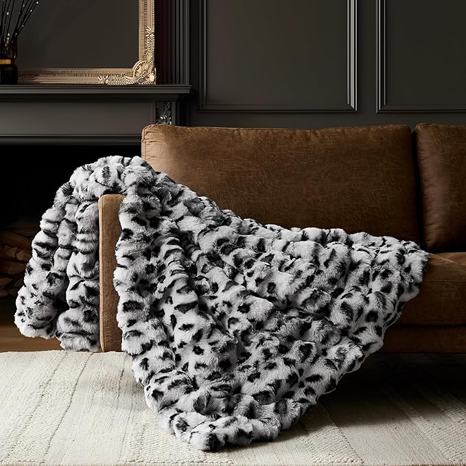 WDCOZY Cheetah Leopard Print Bubble Throw Blanket, Luxury Faux Rabbit Fur Mink Plush Throw for Couch, Sofa and Bed, Soft Fluffy Fuzzy Cozy Blanket for Women, 60x80 inches, Grey, 950 GSM