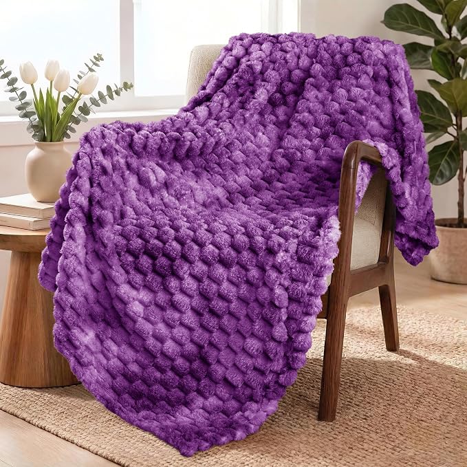 Exclusivo Mezcla Large 3D Fleece Throw Blanket for Couch, Tie-dye Purple | Extra Soft Fuzzy Plush Lightweight Throws, Cozy Fluffy Decorative Blankets for All Seasons, 50x70 Inches
