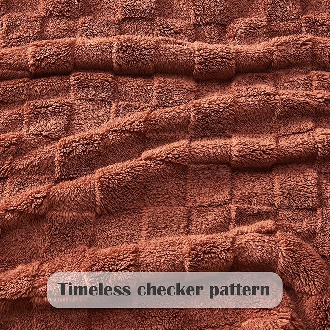 NEWCOSPLAY 3D Checkered Flannel Queen Blanket, Coffee Checkered, 90"x90" | Super Soft Cute Lightweight Decorative Premium Silky Fleece Blanket for Couch Sofa Bed, Gift for Women Men, All Season Use