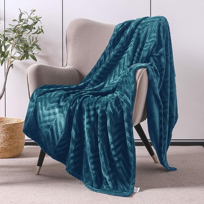 Whale Flotilla Flannel Fleece Fall Throw Blanket for Couch, Teal | Lightweight Breathable Soft Sofa Throws, Plush Fluffy Chevron Design Decorative Blankets for Home Life, 50x60 Inch