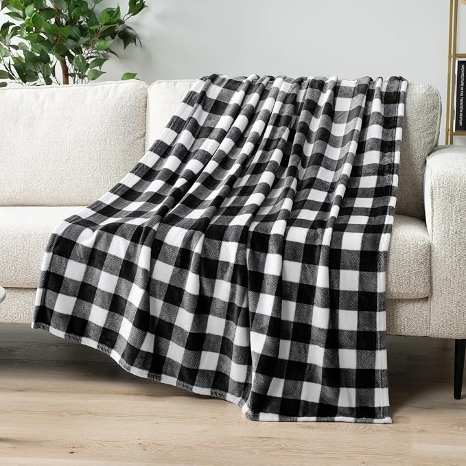 PAVILIA Black and White Buffalo Plaid Fleece Throw Blanket for Couch, Soft Checkered Flannel Blanket for Sofa, Plaid Christmas Couch Throw Bed, Warm Cozy Decorative Blanket Fall Decor Gift, 60x80