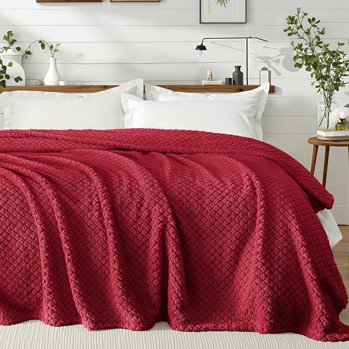Exclusivo Mezcla Soft Fleece Twin Size Blanket for Bed, Deep Red | Jacquard Lightweight Cozy Bed Blanket, Breathable Decorative Fuzzy Textured All Season Use, 60x80 Inches
