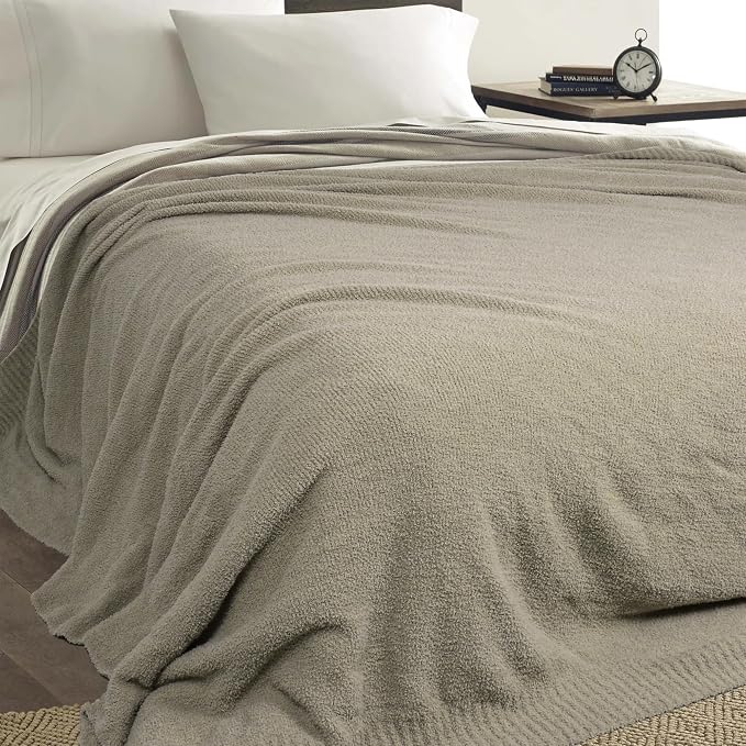Taupe Warm Queen Size Fuzzy Knitted Blanket, Oversized Luxury Bed Blankets Soft Lightweight Plush Throw for Cozy Nights (Taupe, 90x90)