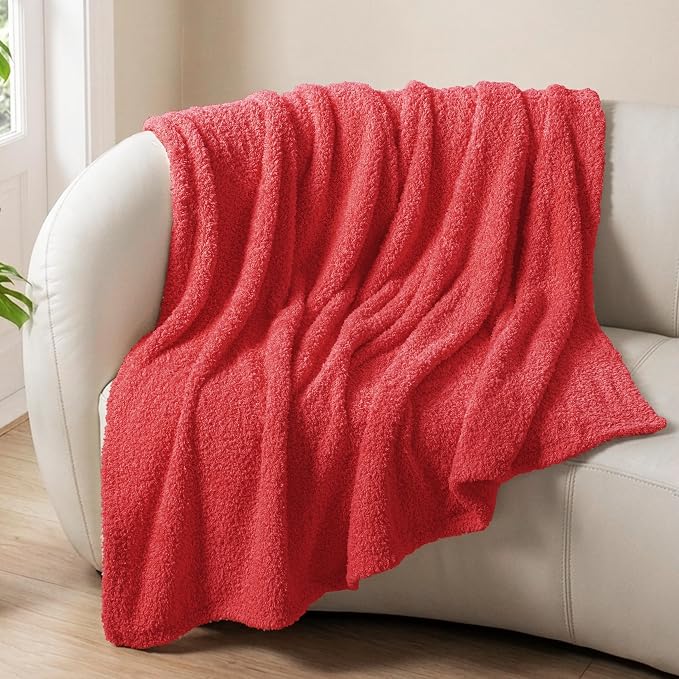 Exclusivo Mezcla Fleece Throw Blanket for Couch and Sofa, 50" x 60" | Super Soft and Cozy Fluffy Blanket for Women, Lightweight and Fuzzy Throw for Home Decor, All Season, Red