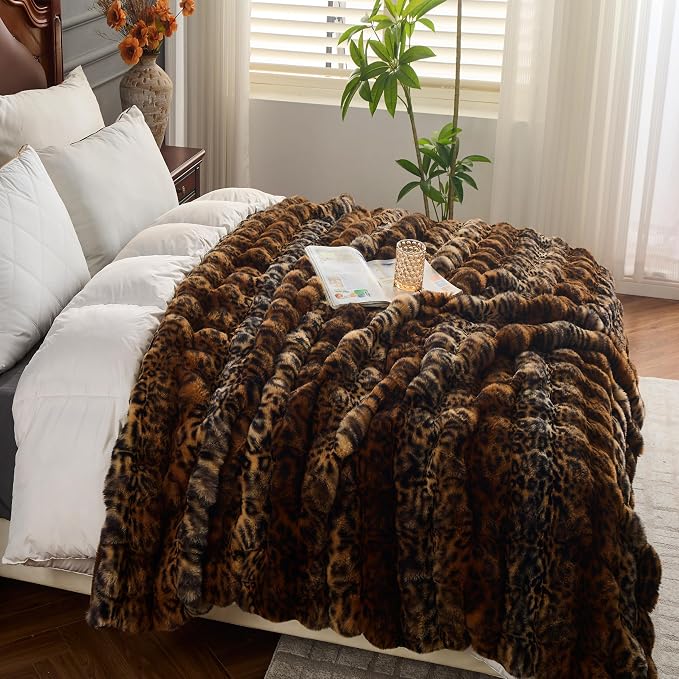 Leopard Faux Fur Blankets 60''x80'' for Bed, Sofa, Couch, Travel and Camping, 750 GSM Double Sided Fluffy Warm Thick Throw Blanket, Super Soft Cozy Plush Cheetah Print Blankets for All Seasons