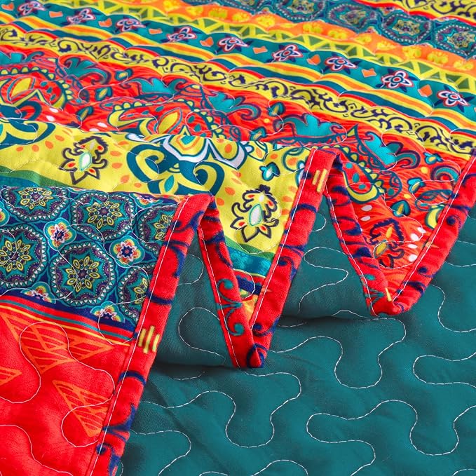 Exclusivo Mezcla Reversible Boho Quilted Throw Blanket, 50"x 60" | Lightweight Summer Quilt Throw, Designed for Bed/ Couch/ Sofa, Red and Teal Striped Pattern