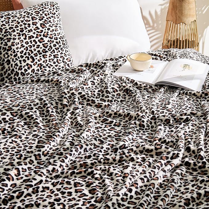 BEDELITE Fleece Blanket Soft Plush Throw for Couch White Leopard 50"x60" | Ultra Soft Fleece, Plush Microfiber, Lightweight Warmth, All Season Comfort, Leopard Decor, Machine Washable, Couch Sofa Bed