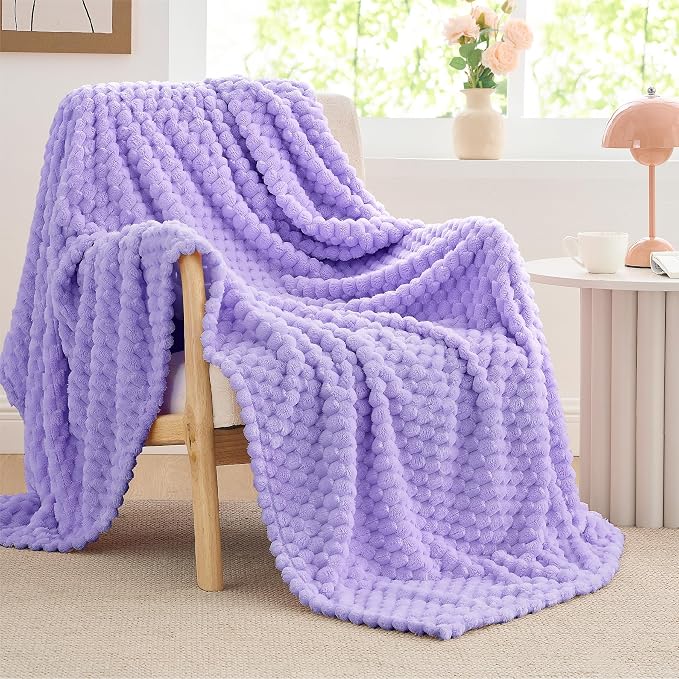 BEDELITE Lavender Throw Blanket for Couch, Soft Cozy Gifts for Women, 50*60 | 3D Jacquard Decorative Fleece Blanket, Super Soft Plush Throw, Cute Birthday Gift for Women & Men, Suitable for All Seasons