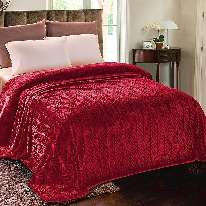 Whale Flotilla Soft Flannel Fleece Twin XL Size Blanket for Bed, Red | 90"x66" Cozy Lightweight Breathable Coverlet, Plush Fluffy Bedspread, Vintage Pattern Decorative Blanket for Dorm, All Season