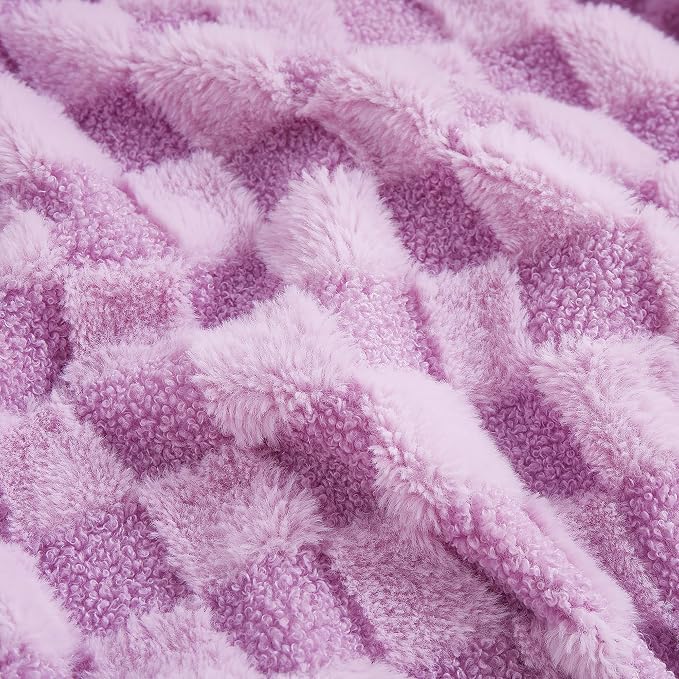 Luxury 3D Checkered Throw Blanket Reversible Thick Warm Blankets for Couch | Soft Velvet Flannel Fuzzy Plush Gift for Women