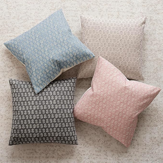 Foindtower Set of 2 Decorative Neutral Floral Print Throw Pillow Covers Vintage Accent Farmhouse Cushion Covers Boho Home Decor for Sofa Chair Couch Bedroom Living Room Outdoor,18×18 Inch,Light Pink