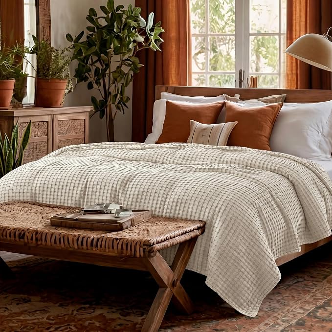 Bedsure Cooling Cotton Waffle Queen Size Blanket - Lightweight Breathable Soft Blanket of Rayon Derived from Bamboo for Hot Sleepers, Luxury Throws for Bed, Couch and Sofa, Linen, 90x90 Inches