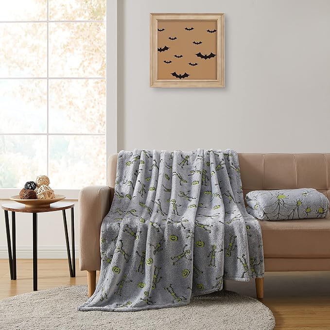Halloween Glow in the Dark Throw Blanket: Skeletons and Jack O Lantern Pumpkins on Grey Velvet Fleece for Sofa Bed Couch Chair Dorm (Style 1)