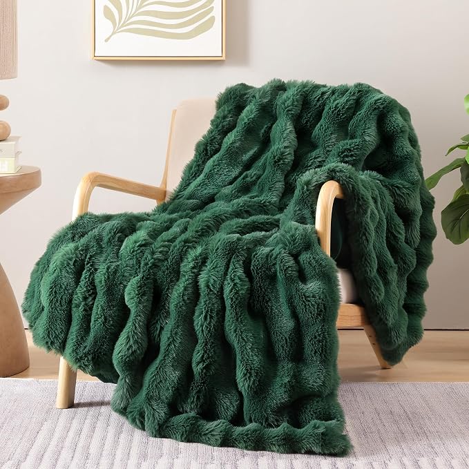 Faux Rabbit Fur Throw for Couch - Dark Green Bubble Blanket 60"x80" | Fluffy Plush Fuzzy Throw for Sofa & Bed, Super Soft Cozy Comfrt Blanket, Luxury Aesthetic Dark Green Decor Gift for Women