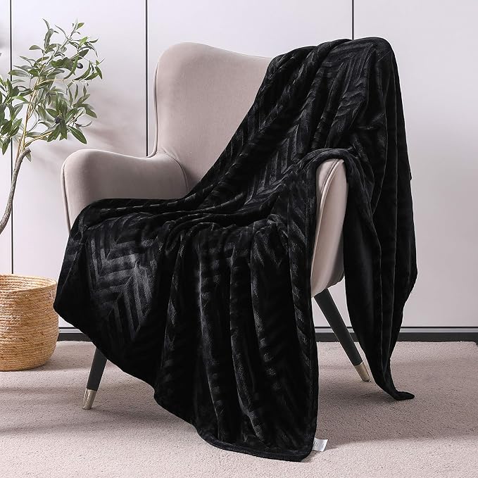 Whale Flotilla Flannel Fleece Fall Throw Blanket for Couch, Black | Lightweight Breathable Soft Sofa Throws, Plush Fluffy Chevron Design Decorative Blankets for Home Life, 50x60 Inch