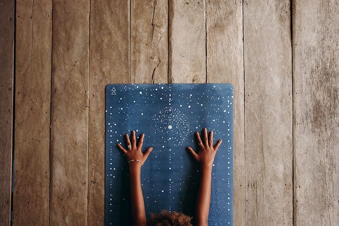 YOGA DESIGN LAB | The Combo Yoga Mat | 2-in-1 Mat+Towel | Eco Luxury | Ideal for Hot Yoga, Power, Bikram, Ashtanga, Sweat | Studio Quality | Includes Carrying Strap!