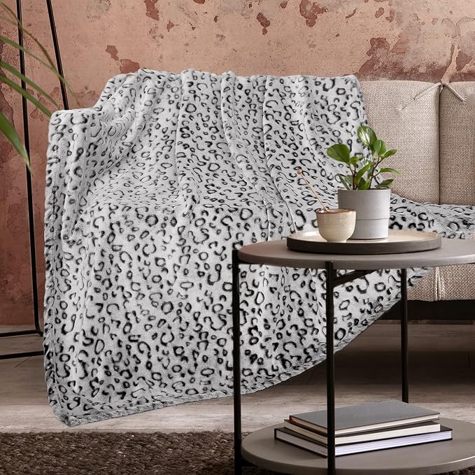 ZHIKU Warm Blanket Throw Soft Fleece Blankets Lightweight Throw Blanket 60"x80"