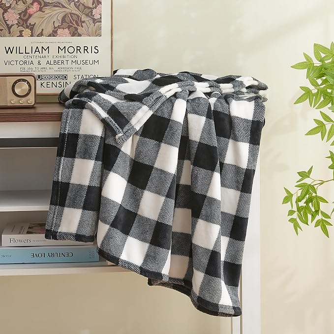 BEDELITE Plaid Fleece Throw Blanket, Black & White Buffalo 50x60 Throw | 100% Polyester Microfibe, Soft Cozy, Lightweight Warm, Classic Buffalo Plaid, Room Decor, Machine Washable, for Couch Bed