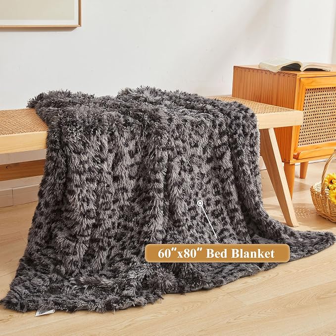 XeGe Luxury Faux Fur Leopard Print Blanket, Soft Cheetah Print Fluffy Bed Throw, Shaggy Plush Decorative Couch Blanket, Furry Animal Print Fuzzy Throw for Sofa Bed Couch, Light Grey, 60x80