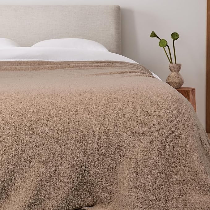 Dusty Rose Fuzzy Knitted Blanket, Soft Plush Queen Size for Bed, Cozy Lightweight Blanket for All Seasons, Dusty Rose, 90x90