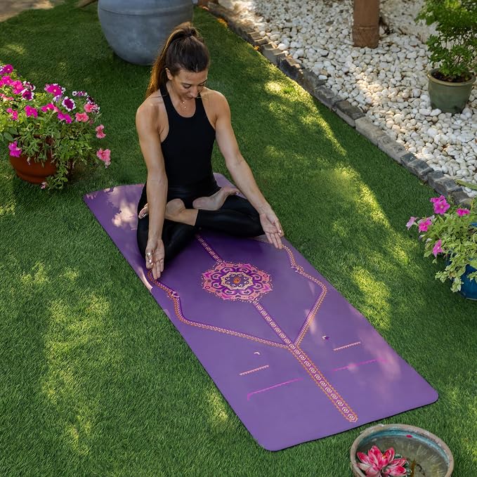 Liforme Printed Yoga Mat Collection - Free Yoga Bag Included - Patented Alignment System, Warrior-like Grip, Non-Slip, Eco-friendly, Sweat-resistant, Long, Wide and Thick for Comfort