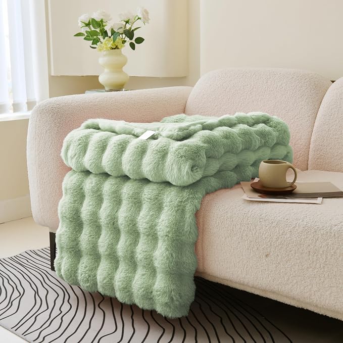 Comelady Soft Fluffy Faux Fur Throw Blanket 50"x60", Bubble Plush Texture | Sage Green Thick Fuzzy Throw, No-Shedding, Aesthetic & Cozy for Couch Bed Room Decor, Warm Gift for Women Men