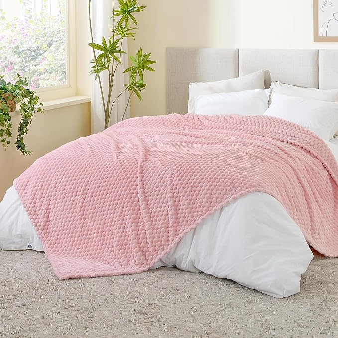 BEDELITE Pink Queen Blanket for Bed, Soft Cozy Gifts for Women, 90 * 90 | 3D Jacquard Decorative Fleece Blanket, Super Soft Plush Throws, Cute Birthday Gift for Women & Men, Suitable for All Seasons