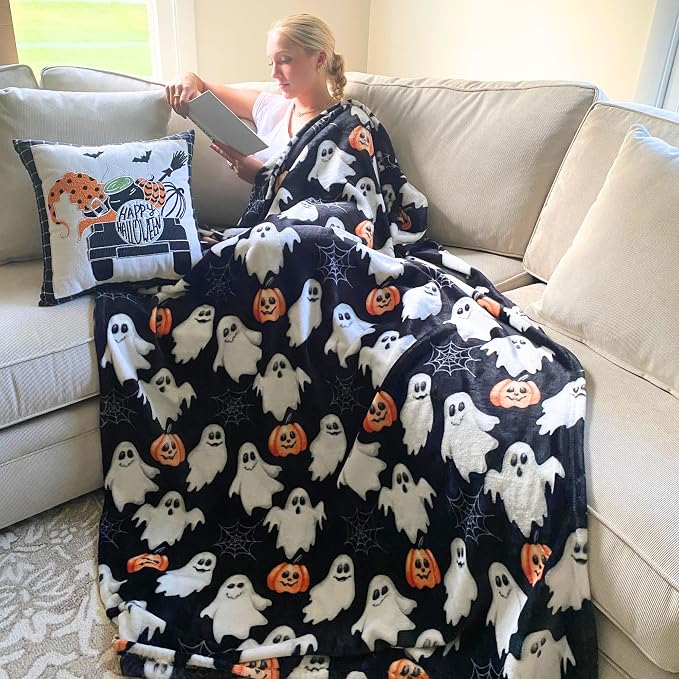 Halloween Cute Fleece Throw Blanket, Jack-O-Lanterns, Ghosts & Webs, 50x70 | Ultra-soft cozy flannel fleece, for sofa couch bed chair & dorms, spooky Halloween décor, durable and machine washable.