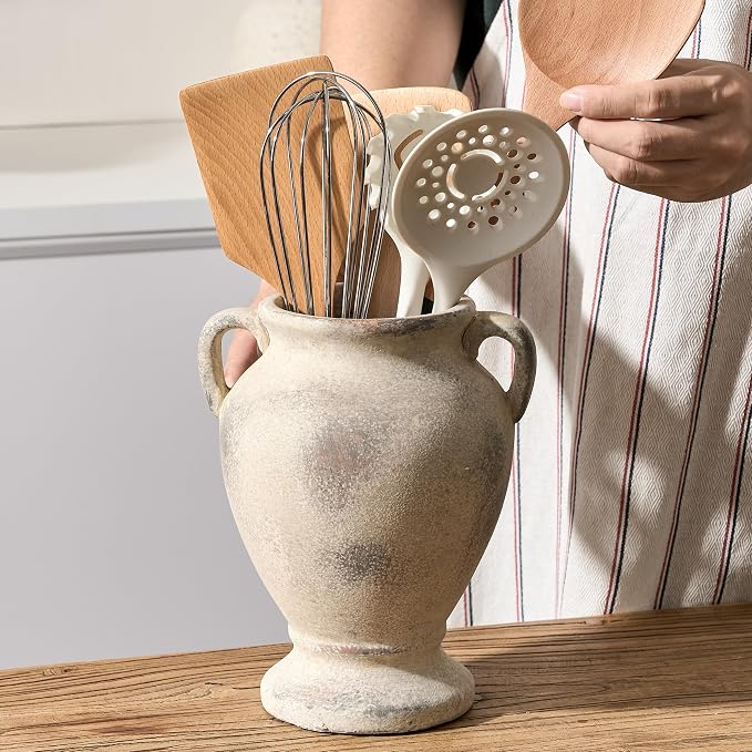 PORCER Ceramic Rustic Flower Vase with Handles, 8.46 Inch Tall Vintage Pottery Home Decor, Farmhouse Terracotta Vase for Living Room, Table, Shelf, Mantel Decoration, Farmhouse- Brown
