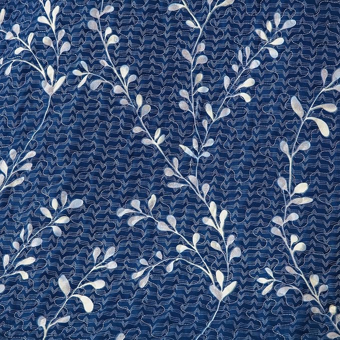 Exclusivo Mezcla Reversible Floral Quilted Throw Blanket, 50"x 60" | Lightweight Summer Quilt Throw, Designed for Bed/ Couch/ Sofa, Navy Blue Vintage Pattern
