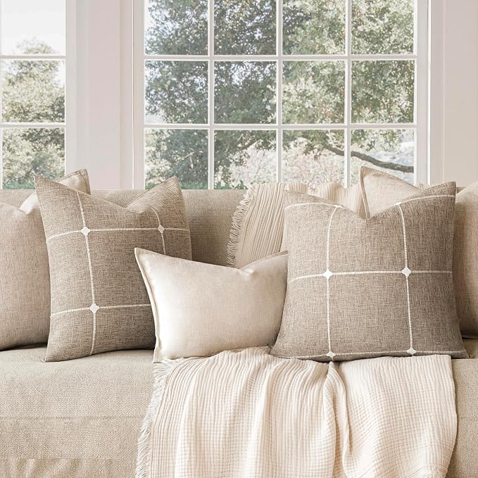 Foindtower Pack of 2 Decorative Faux Linen Jacquard Check Throw Pillow Covers Farmhouse Cushion Cover with Grid Textured Accent Pillowcase for Couch Sofa Living Room Home Decor,22×22 Inch,Oatmeal