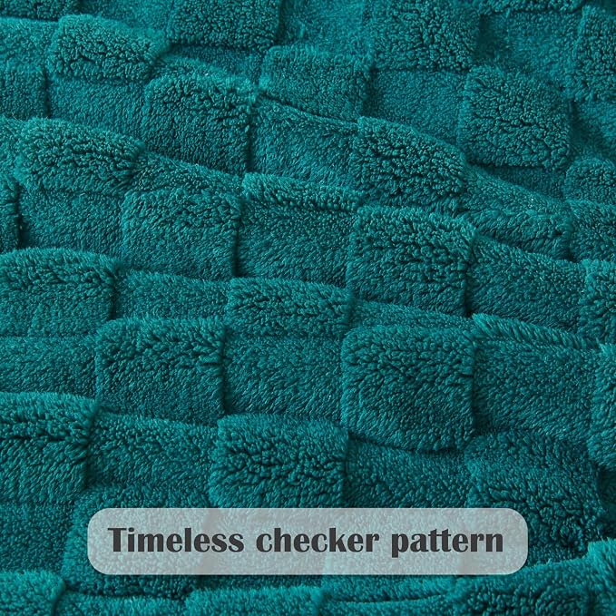 NEWCOSPLAY 3D Checkered Flannel Queen Blanket, Dark Teal, 90"x90" | Super Soft Cute Lightweight Decorative Premium Silky Fleece Blanket for Couch Sofa Bed, Gift for Women Men, All Season Use