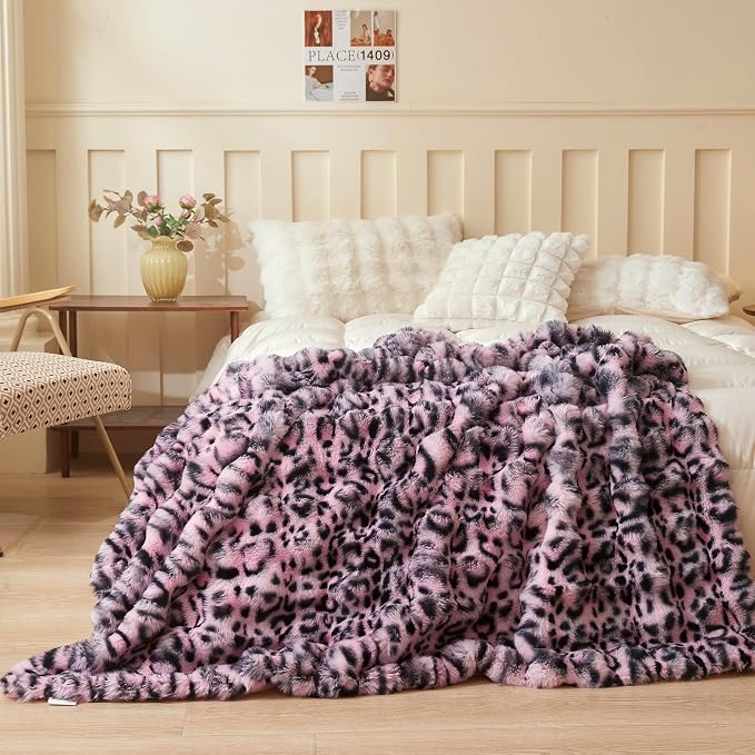 LIFEREVO Leopard Print Luxury Fluffy Faux Rabbit Fur Throw 50x60, Pink | Cheetah Print Plush Bubble Blanket for Bed Couch Sofa, Soft Cozy Furry Aesthetic Lap Throw for Home Office Adults Teens Kids