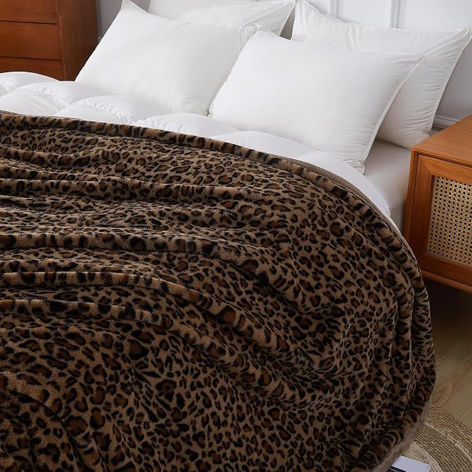 Luxury Leopard Print Faux Fur Cheetah Throw Blanket Reversible Soft Thick | Rabbit Fur Flannel Fleece Warm Fuzzy Plush Blankets for Couch Bed Sofa Cozy Gift for Women Throw 50x60 inches