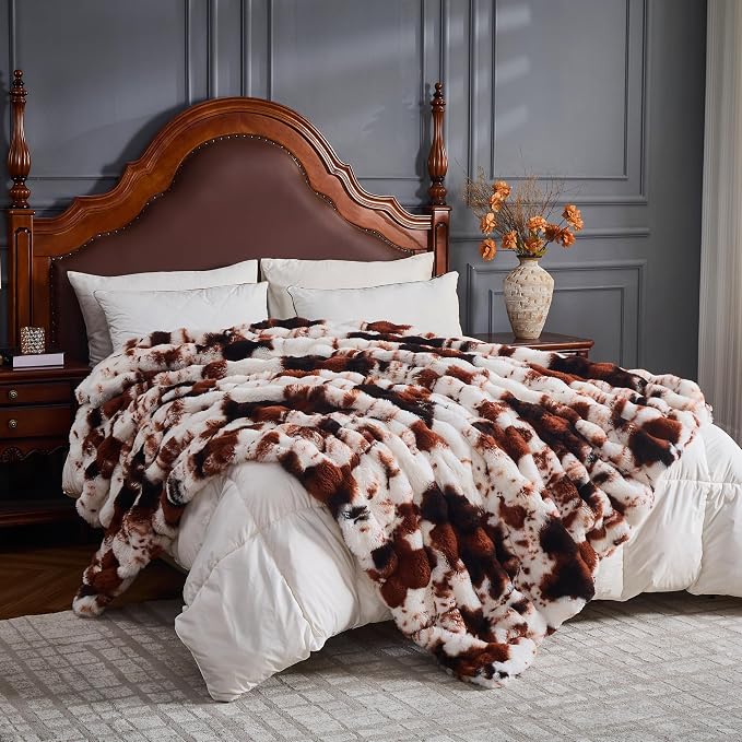 Faux Fur Throw Blanket Twin Size for Couch Sofa Bed Camping, 750 GSM Double Sided Super Soft Fluffy Warm and Cozy Cow Print Blankets for Bedroom Living Room Hotel, Brown, 60''x80''