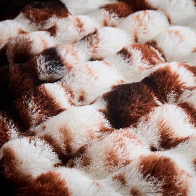 Faux Fur Bed Blankets Queen Size, 750 GSM Double Sided Plush Fluffy Furry Blanket for Couch Sofa Bed Bedroom Living Room Hotel, Super Soft Warm and Cozy Cow Print Blankets, Brown, 80''x90''