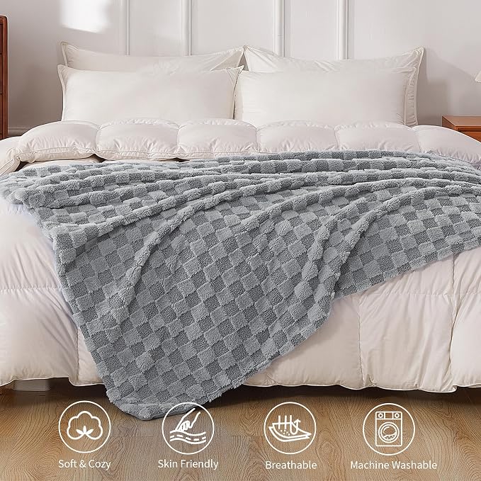 Luxury 3D Checkered Throw Blanket Reversible Thick Warm Blankets for Couch | Soft Velvet Flannel Fuzzy Plush Gift for Women