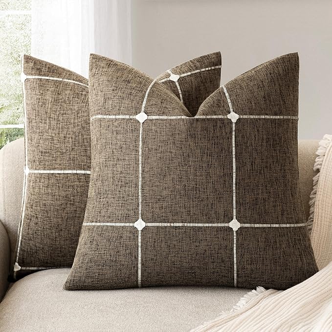 Foindtower Pack of 2 Decorative Faux Linen Jacquard Check Throw Pillow Covers Farmhouse Cushion Cover with Grid Textured Accent Pillowcase for Couch Sofa Living Room Home Decor,20×20 Inch,Cocoa Brown