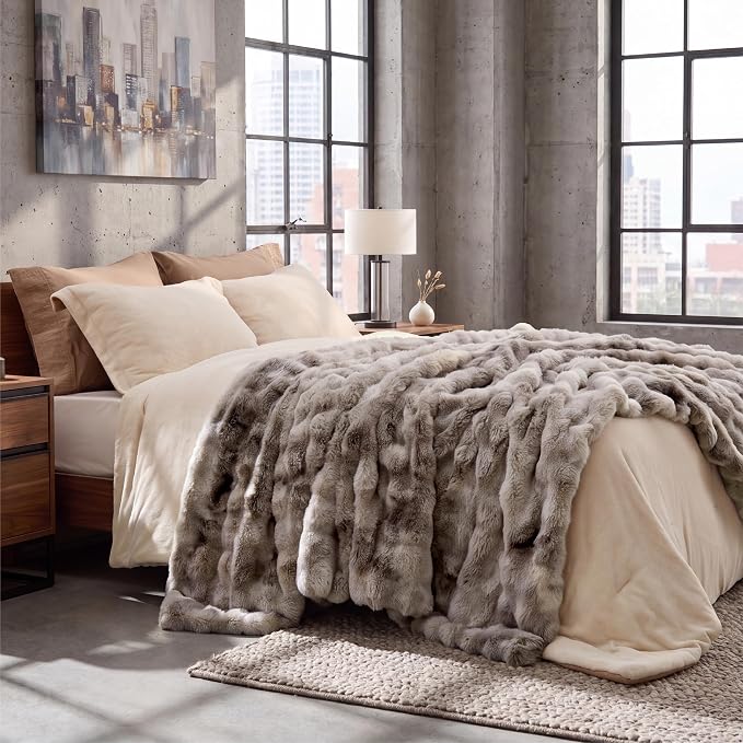 Bedsure GentleSoft Bubble Faux Fur King Size Blanket for Bed, Fluffy Fuzzy King Blanket for Winter, Soft Cozy Faux Fur Bedding Thick Warm Plush Decor for Bedroom, Tie-dye Brown, 104x90