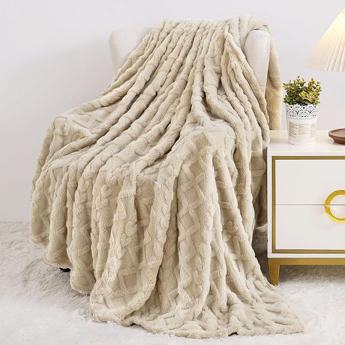 Aganear Fleece Throw Blanket for Couch Sofa 60"x80" Khaki | Lightweight Fuzzy Throw,Warm Gift for Women,Christmas,Housewarming,Soft,Fall Boho Design for Room Home Decor,All-Season Use