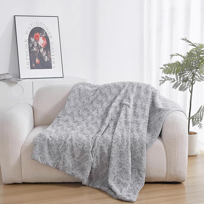 Fluffy Reversible Faux Fur Throw Blanket Thick Warm Blankets Cozy for Couch | Soft Plush Machine Washable Bed Home Decor, Large 50x70 Inch, for Women Men