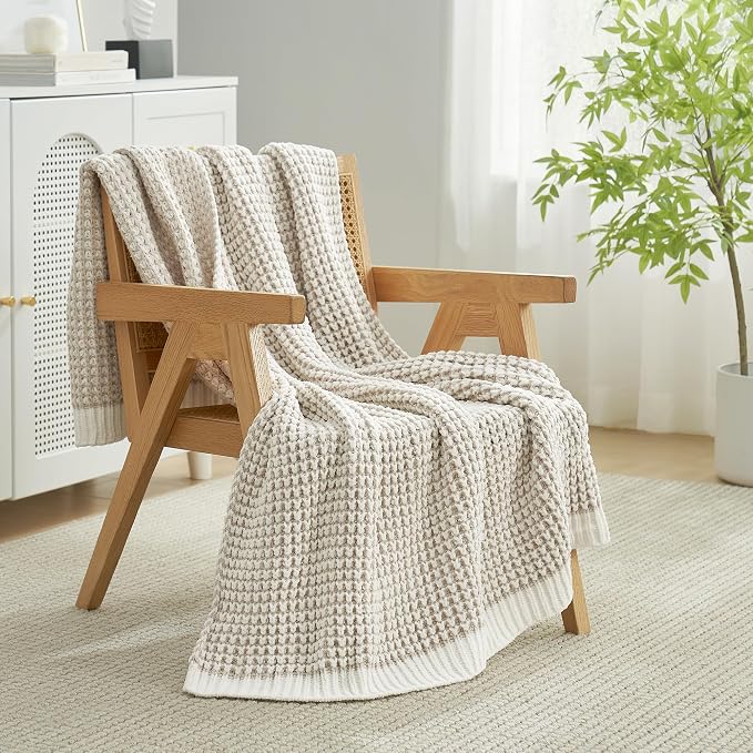 Knit Throw Blanket, Soft Chenille Cozy Breathable Pineapple Chunky Decorative Blanket for Couch, Bed & Sofa, French-Inspired Lightweight Warm Gift for Women, Beige, 60"x80"