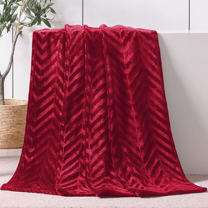 Whale Flotilla Flannel Fleece Fall Throw Blanket for Couch, Red | Lightweight Breathable Soft Sofa Throws, Plush Fluffy Chevron Design Decorative Blankets for Home Life, 50x60 Inch